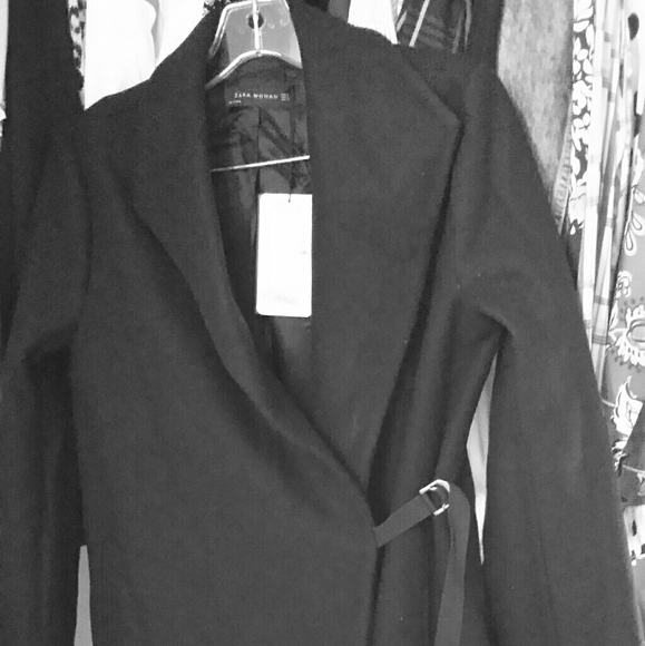 Zara coat - Picture 1 of 7